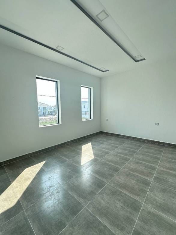 184 sqm Land Size Villa For Rent
