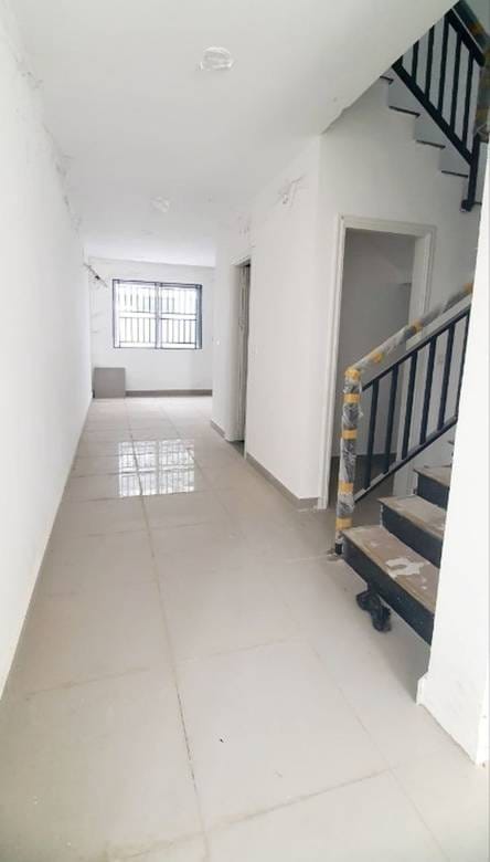 Na dotaz Flat House