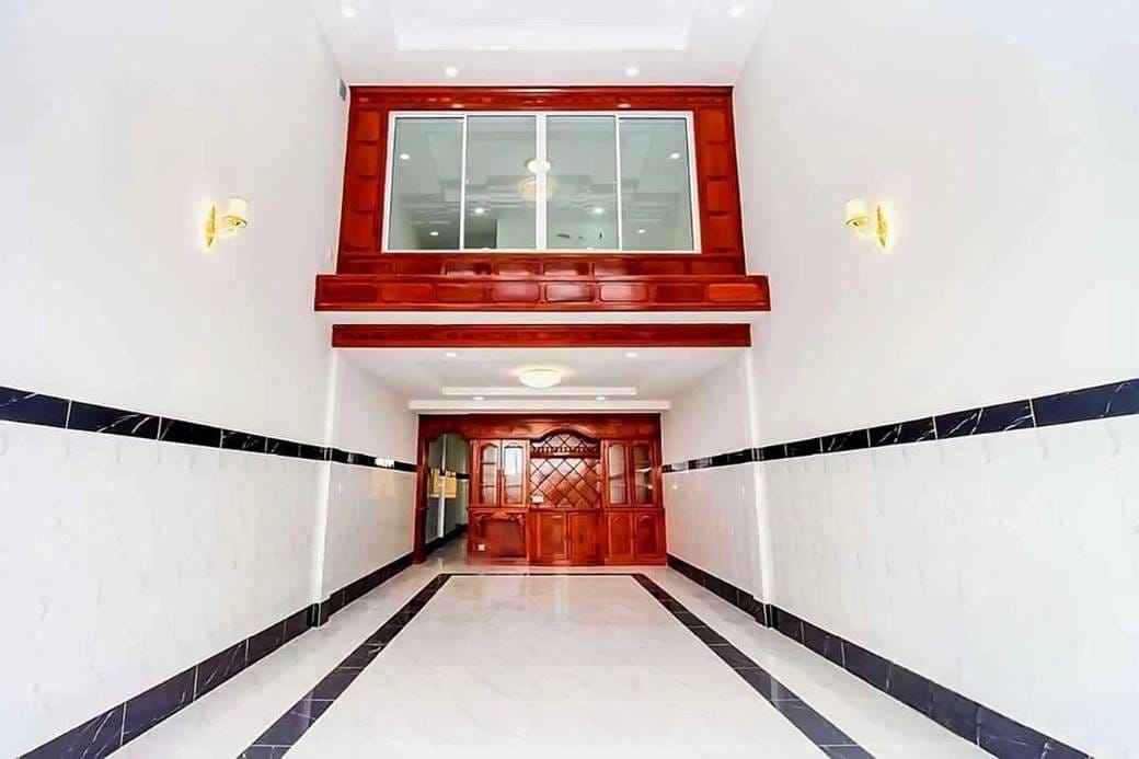 $155,000 Shophouse