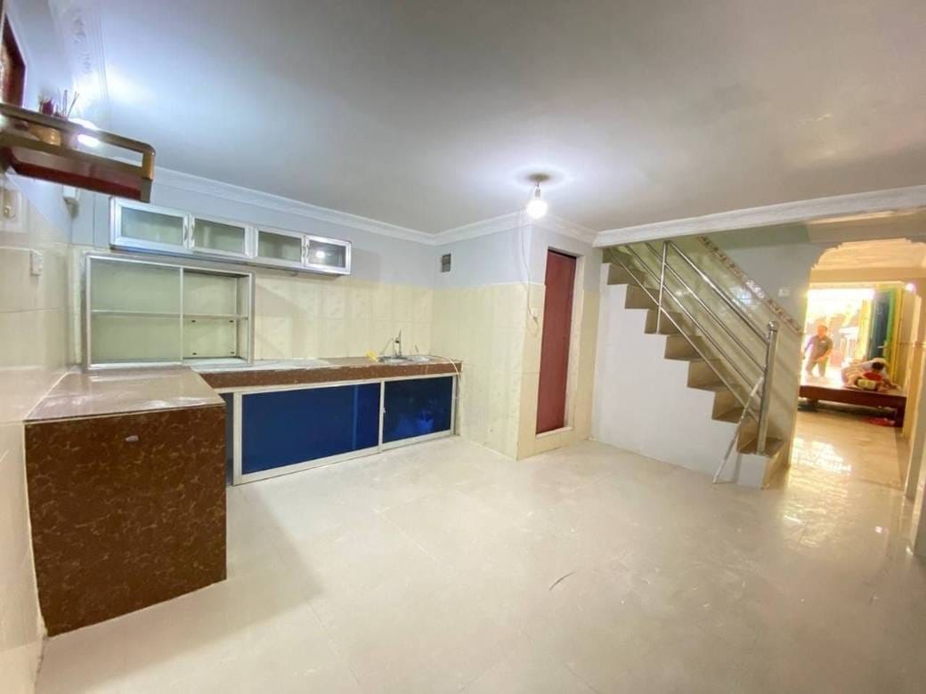$36,000 Flat House