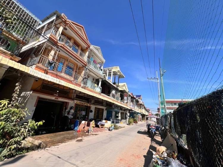 Kamboul, Phnom Penh的CommercialShophouse出售
