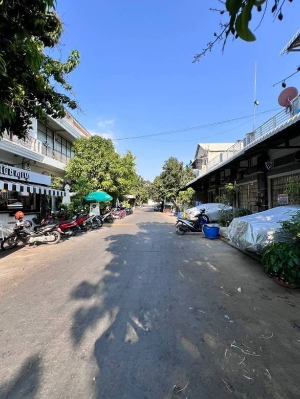 แฟลตเฮ้าส์ สำหรับขาย ใน เจืองแอก, ดังกอ, พนมเปญ