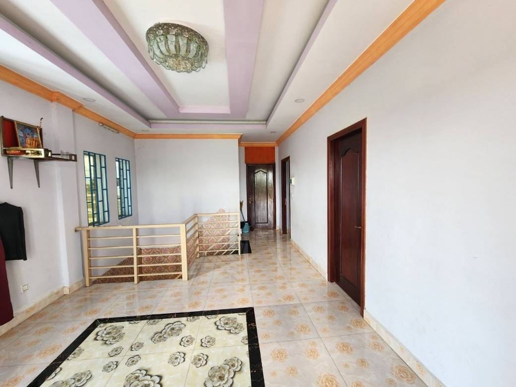 House and lot Для Продажи in Мкак, Ангк Снуол, Кандал