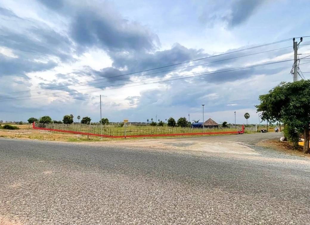 2,105 sqm Land Size Pozemky Na prodej