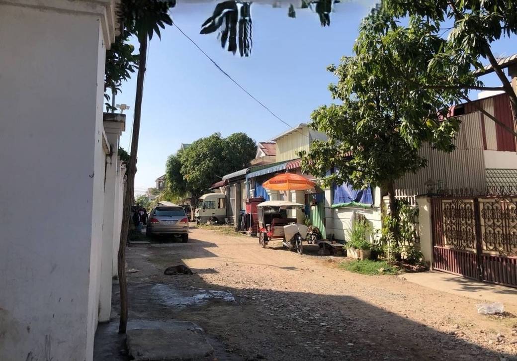 240 sqm Living Size Vila Na prodej in Sen Sok