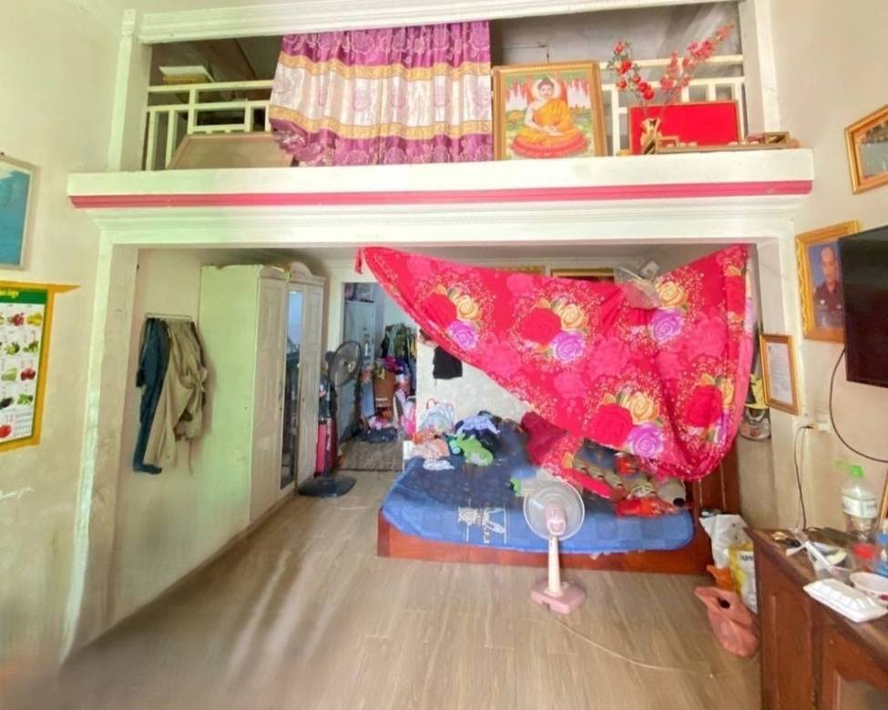60.8 sqm Living Size House and lot Na prodej in Prek Pnov