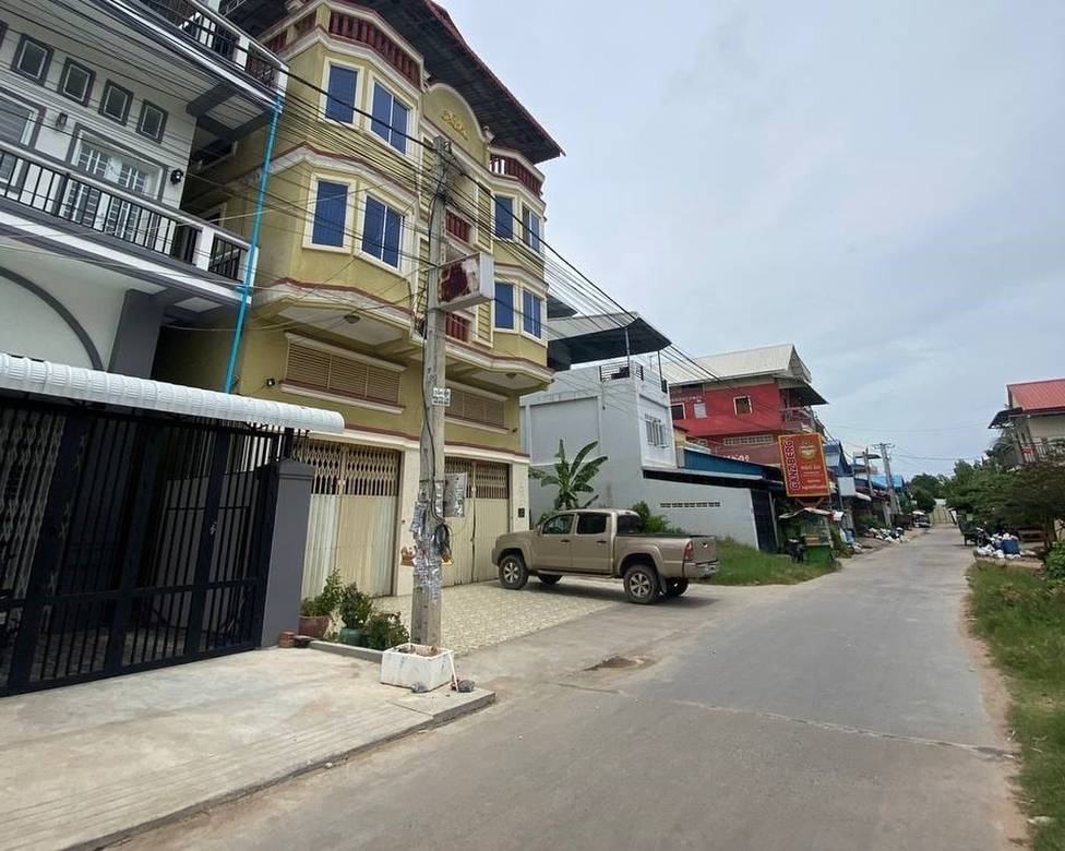 200 sqm Land Size House and lot Na prodej
