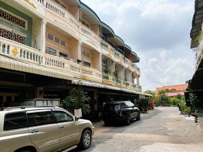 74 sqm Land Size Flat House Na prodej