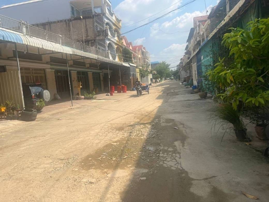 Flat House For Sale in Kakab 2, Por Sen Chey, Phnom Penh