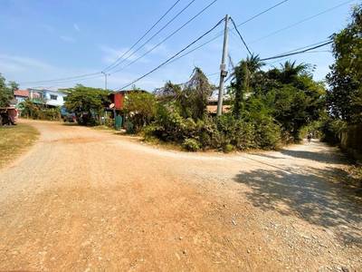 90 sqm Living Size House and lot Na prodej in Aek Phnum