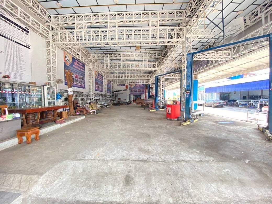 Warehouse For Sale in Dang Tong, Khemara Phoumin, Koh Kong
