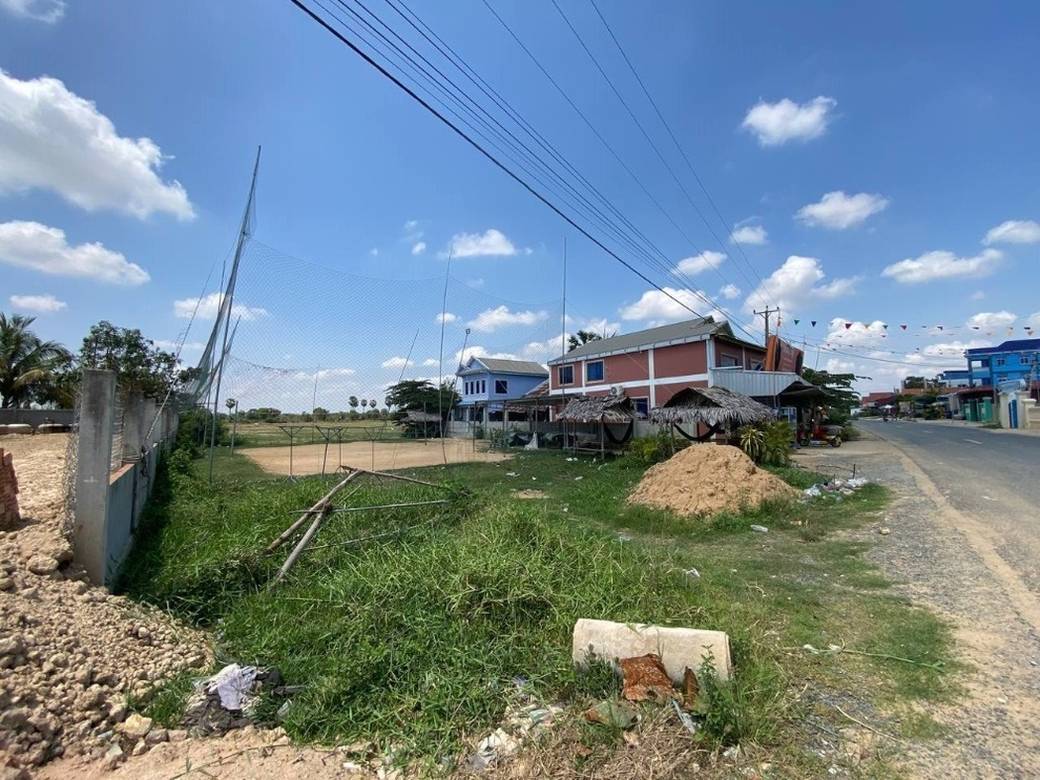 ที่ดิน สำหรับขาย ขนาดที่ดิน 2,588 ตร.ม.