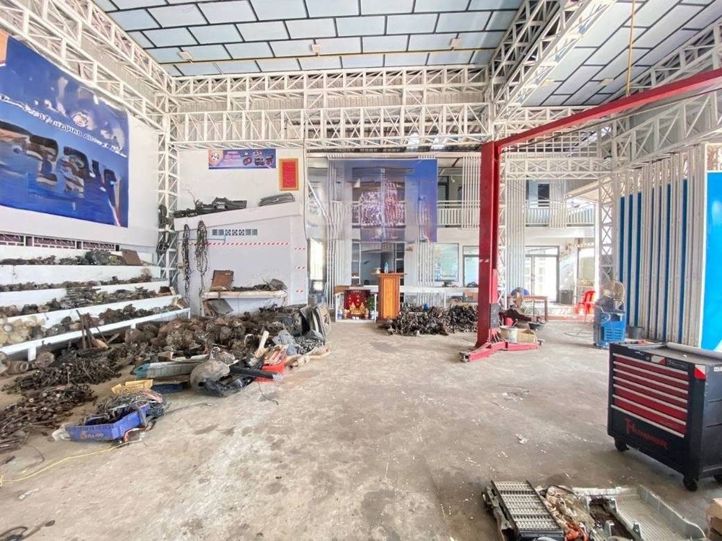 Dang Tong Warehouse For Sale in Dang Tong