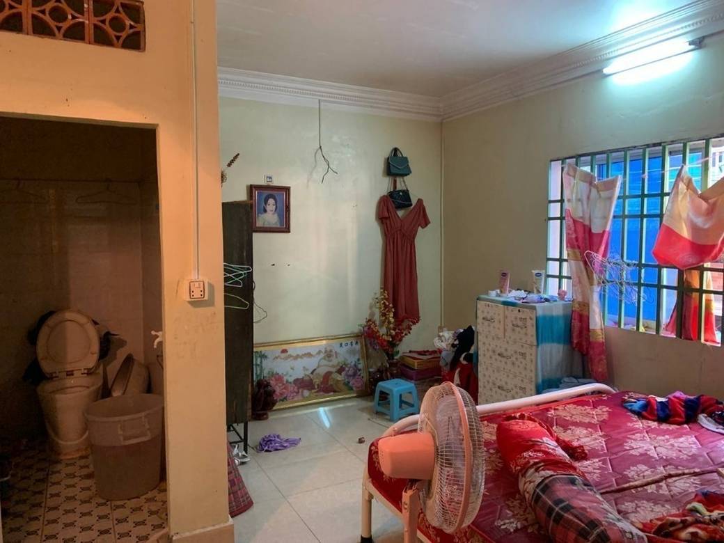 Flat House For Sale in Tuek L'ak 2, Toul Kork, Phnom Penh