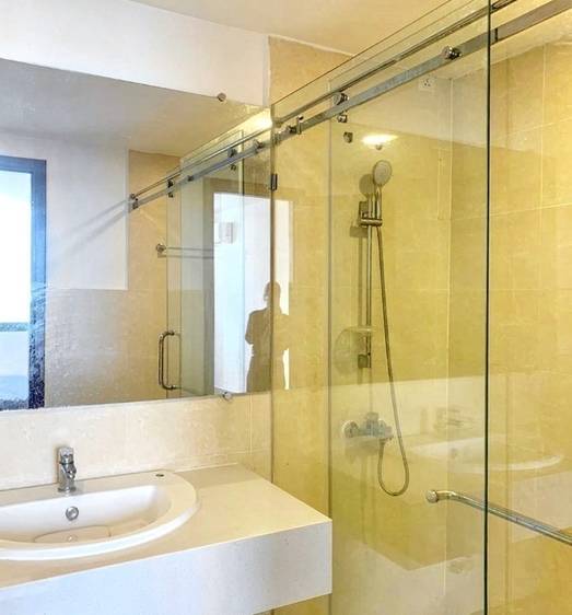 Chroy Changvar에 있는 아파트 For Sale & Rent $1