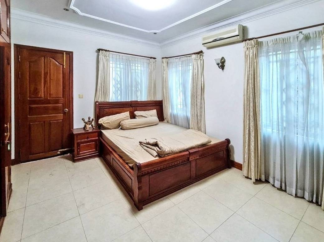 Vila K pronájmu in Chamkarmon $2,000