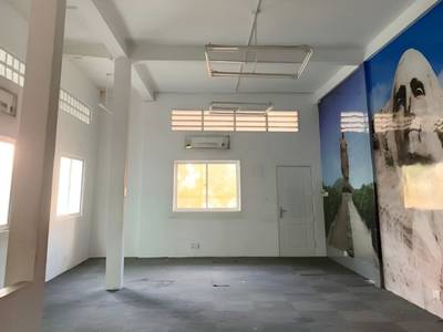 Boeng Keng Kang店屋出租，价格$1,500