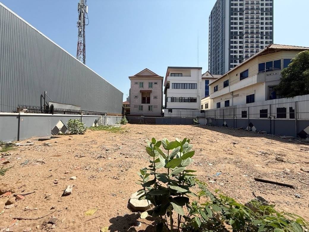 Relief À vendre de 600 m² de terrain pour N.C.