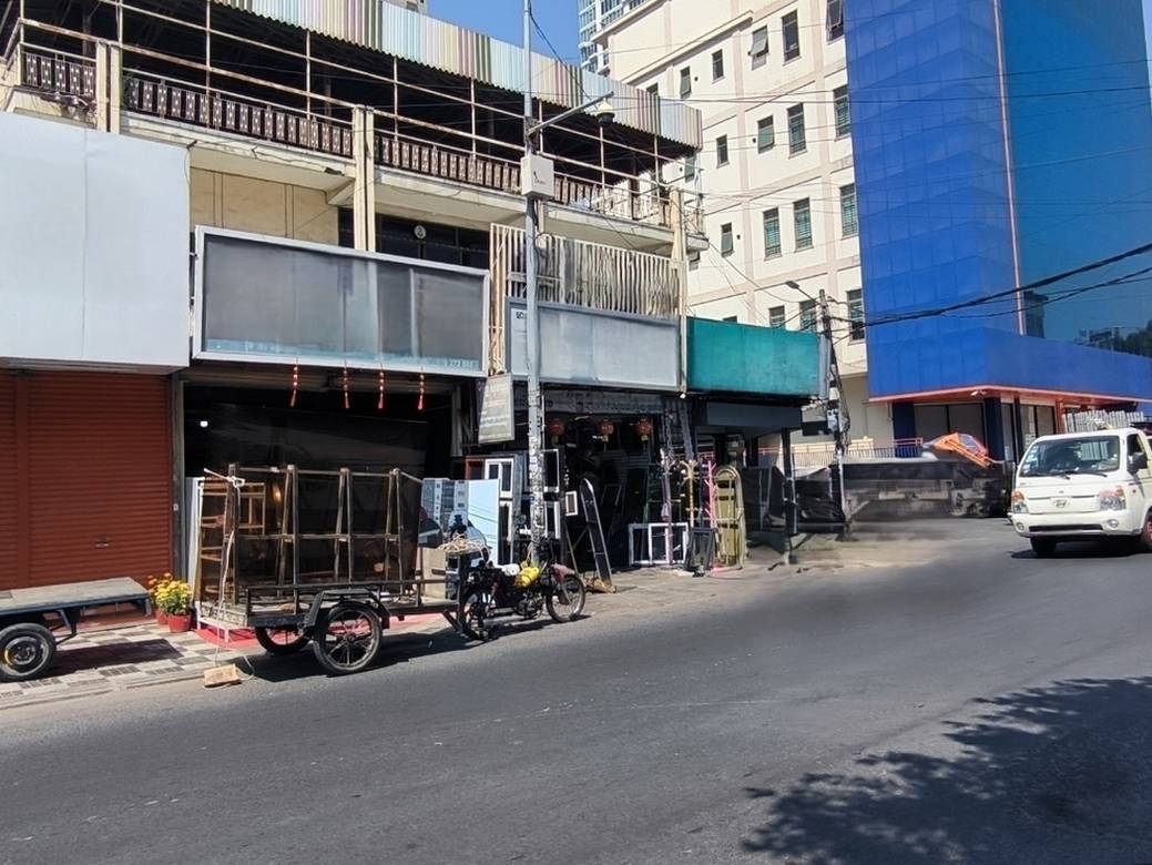 72 sqm Living Size CommercialShophouse K pronájmu in Boeng Keng Kang