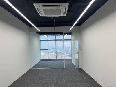 Diamond Twin Tower | 47.4 sqm Land Size Kanceláře K pronájmu