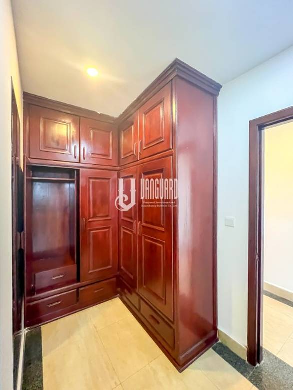 122 sqm Living Size Condo For Sale in Chroy Changvar