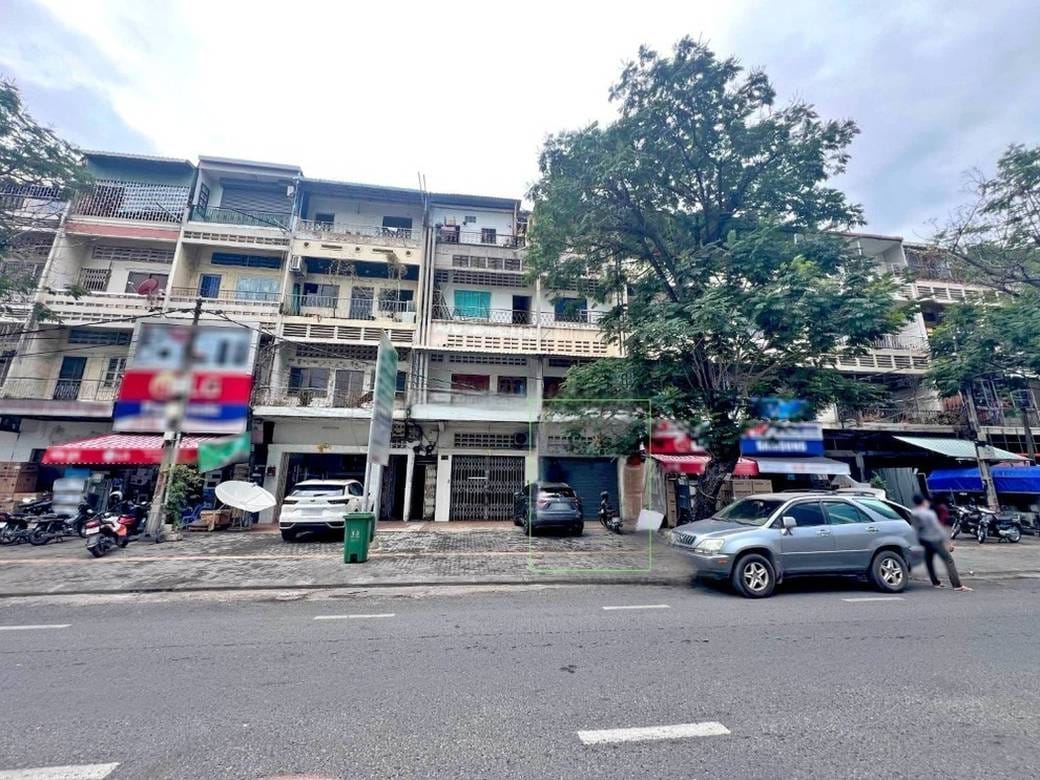 80平方米土地面积的CommercialShophouse出租