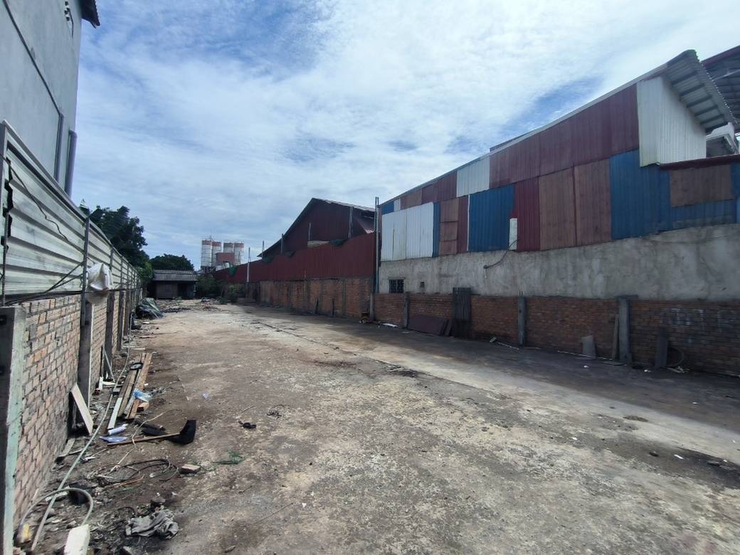 Chbar Ampov土地出售，价格$1,100,000