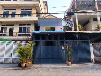 $800 Shophouse