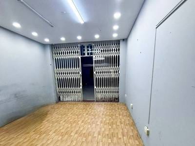 $700 Shophouse