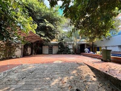 Villa For Rent in Chakto Mukh, Daun Penh, Phnom Penh