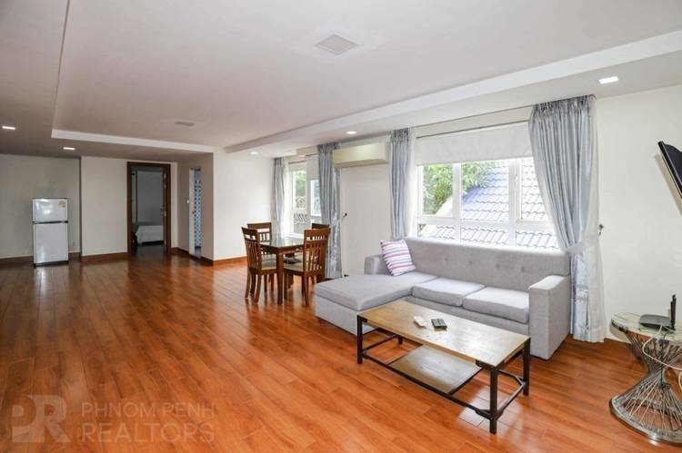 Flat For Rent in Tonle Bassac, Chamkarmon, Phnom Penh