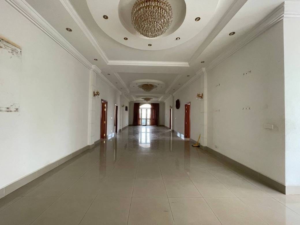Vila K pronájmu in Sen Sok $5,000
