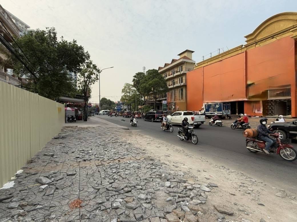 Daun Penh Lot For Rent in Daun Penh