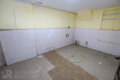 60 sqm Land Size House and lot K pronájmu