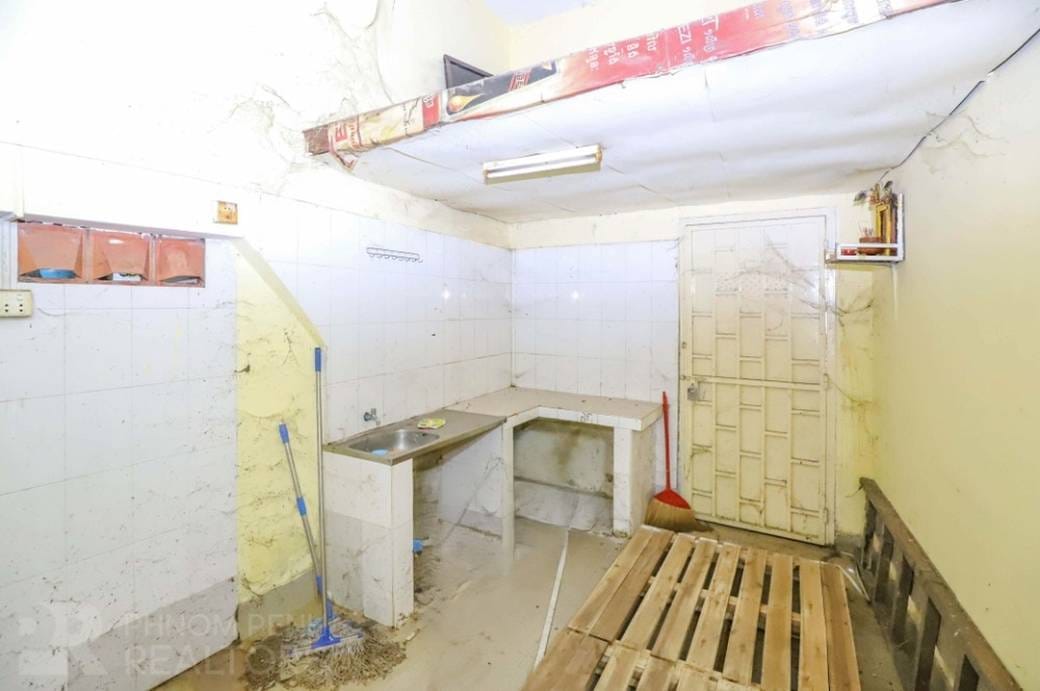 House and lot K pronájmu in Daun Penh $1,000