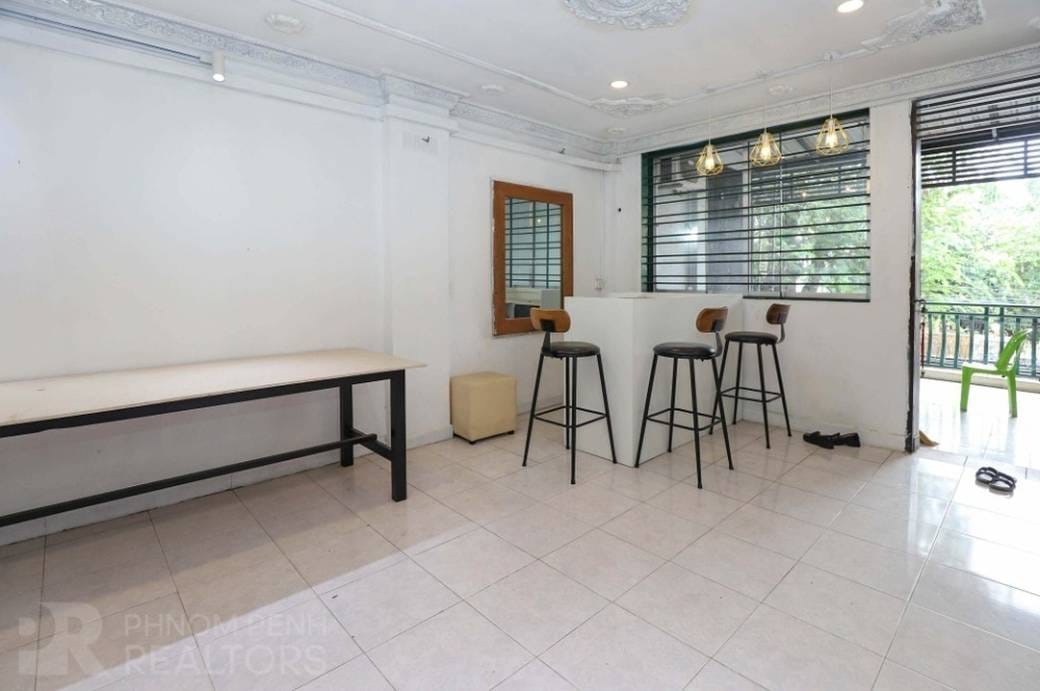 $500 Flat House
