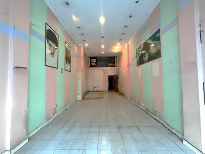 $3,000 店屋