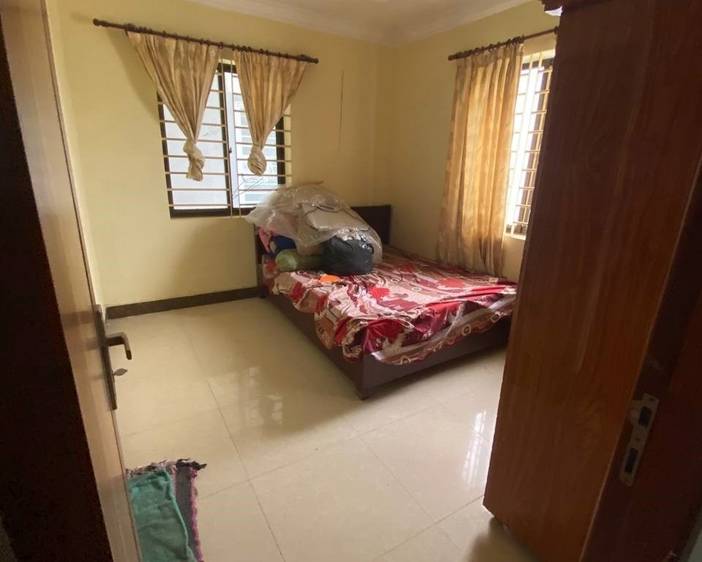 200 sqm Land Size House and lot Na prodej for $180,000