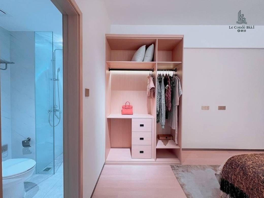 3 Bedrooms Condo For Sale for $388,483