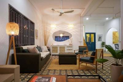 5 Bedrooms Apartment For Rent