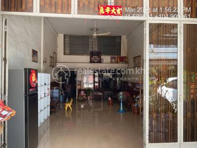 246.4 sqm Living Size Flat House Na prodej in Russey Keo