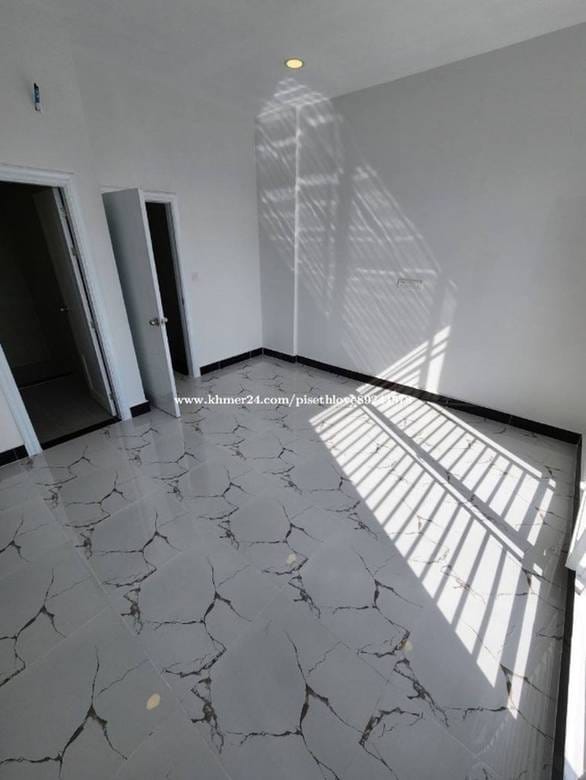 Flat House For Sale in Krang Thnong, Sen Sok, Phnom Penh