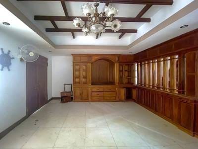 $950,000 Shophouse