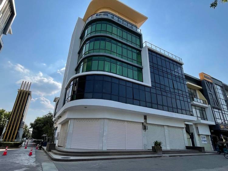 Budynek Na wynajem w Preaek Lieb, Chroy Changvar, Phnom Penh