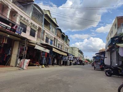 Battambang252平方米使用面积联排住宅出售