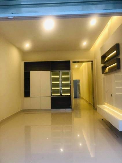 243 sqm Living Size Flat House For Sale in Chroy Changvar