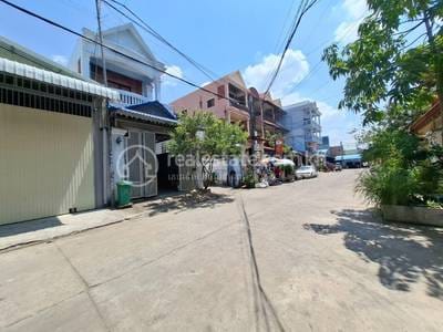 联排住宅出售，位于雷西郊区, 雷西郊区, 金边
