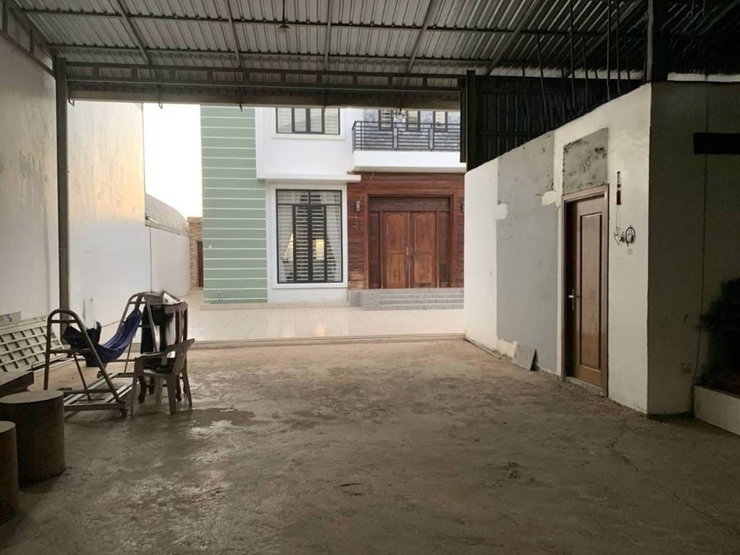 624 sqm Land Size Sklad Na prodej