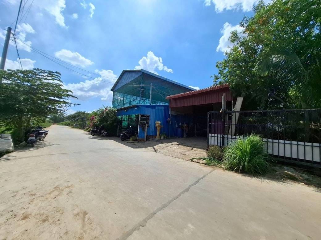House and lot Na sprzedaż w Preaek Ta Teaen, Ponhea Lueu, Kandal