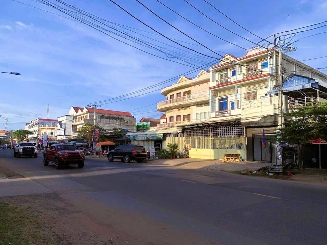 แฟลตเฮ้าส์ สำหรับขาย ใน เปรยตาฮู, สตึงแสน, กำปงธม